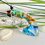 “Handgefertigter Maori Anhänger aus Holz & Harz – Einzigartiger Schmuck mit Symbolik, ideal als Geschenk”