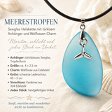 Info-Detailbild MEERESTROPFEN – handgefertigte Seeglas Halskette mit türkisblauem Tropfen-Anhänger, Walflossen-Charm aus Edelstahl und schwarzer Lederschnur, maritimer Schmuck für Frauen und Männer.