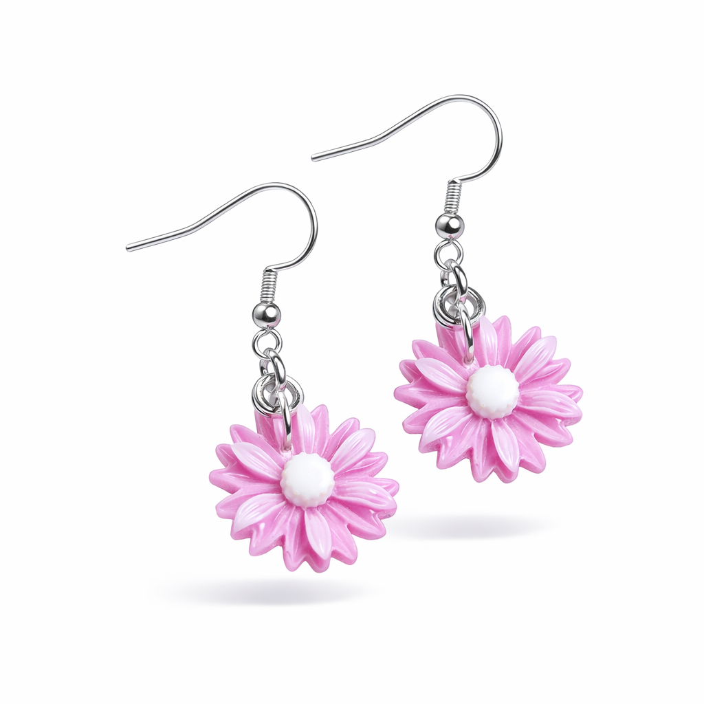 Handgefertigte rosa Blüten-Ohrringe aus Harz mit weißer Mitte, Durchmesser ca. 1,9 cm, an 925 Silber Ohrhaken mit silberfarbenem Edelstahl-Ring; zart glänzend, romantischer Blumen-Schmuck.
