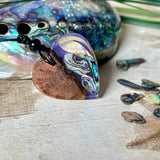 Bunter handgemachter Herzanhänger aus Rebholz & Paua-Muschel – Einzigartiger Unikatschmuck mit Schimmerndem Farbspiel, perfektes Geschenk